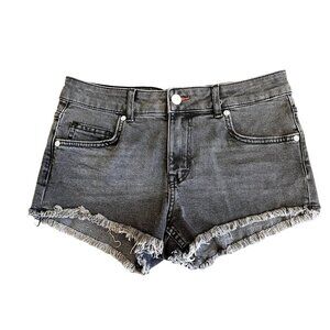NWT H&M Divided Denim Greywash Distressed Jean Shorts 4